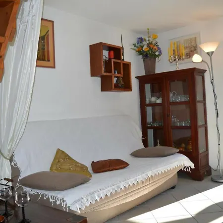 Maison Saint-cyprien, 3 Pièces, 6 Personnes - Fr-1-225d-532