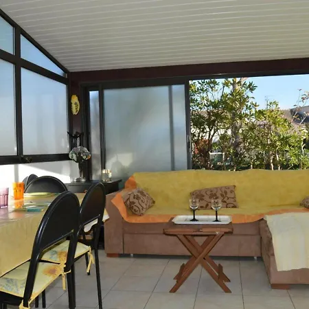 Hébergement de vacances Maison Saint-cyprien, 3 Pièces, 6 Personnes - Fr-1-225d-532 Saint-Cyprien (Pyrenees-Orientales)